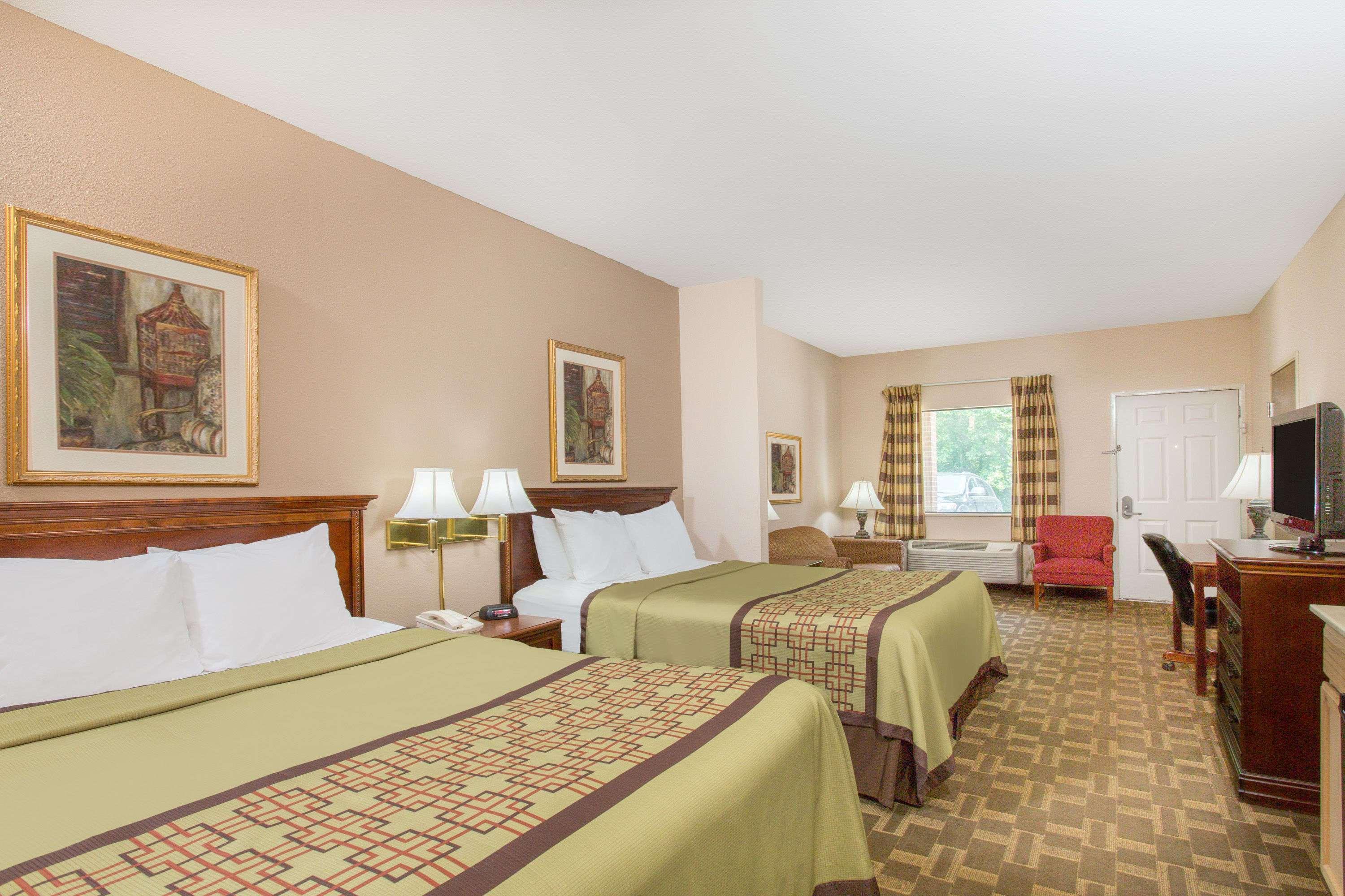 Days Inn By Wyndham Лексингтон Экстерьер фото
